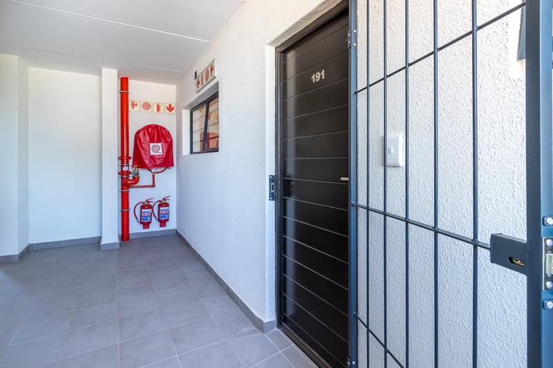 2 Bedroom Property for Sale in Buhrein Western Cape